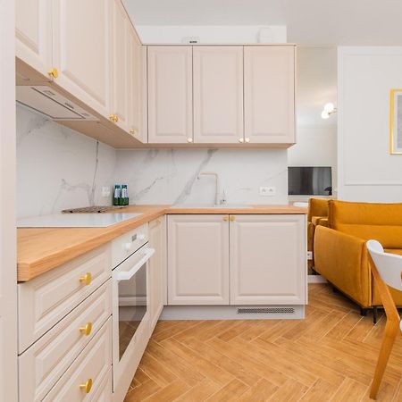 Grand Apartments - Doki Living & Foodhall Gdańsk Zewnętrze zdjęcie