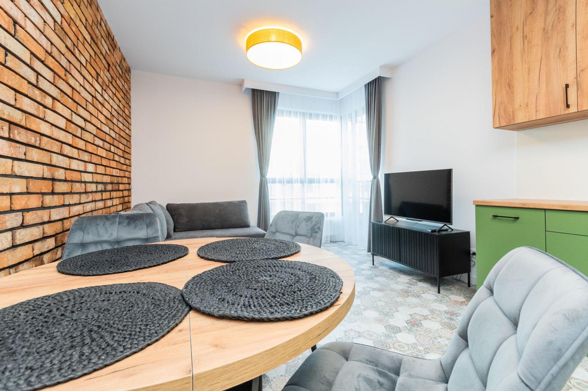 Grand Apartments - Doki Living & Foodhall Gdańsk Zewnętrze zdjęcie