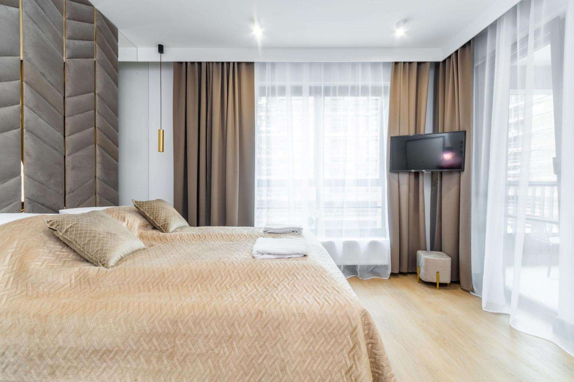 Grand Apartments - Doki Living & Foodhall Gdańsk Zewnętrze zdjęcie